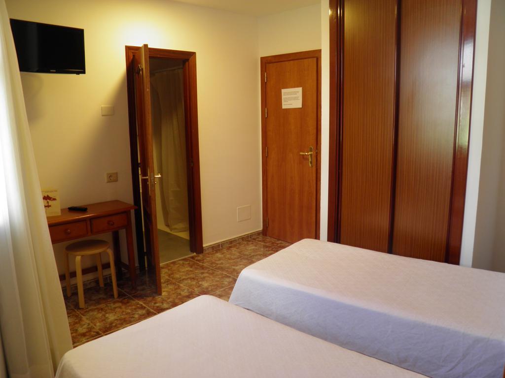 Hostal Albacar Melenara Exterior photo