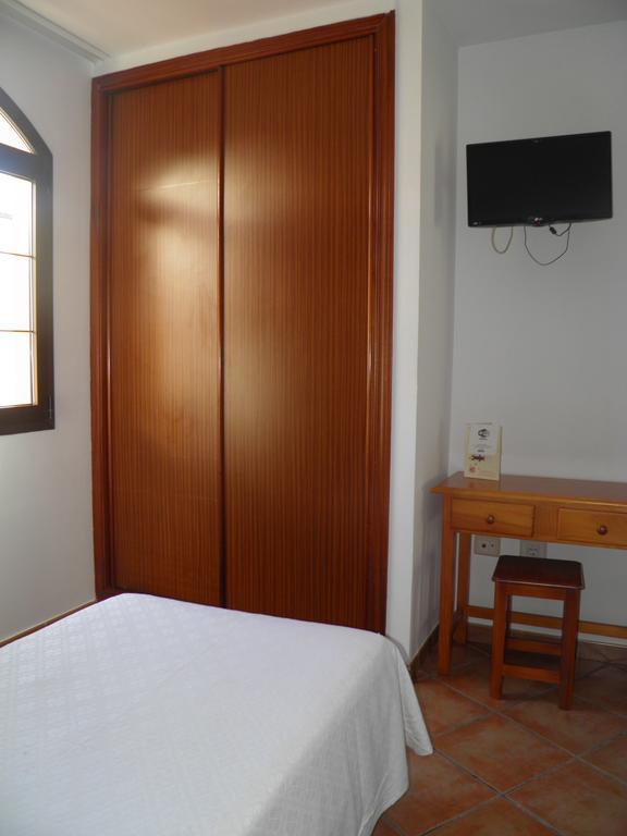 Hostal Albacar Melenara Exterior photo